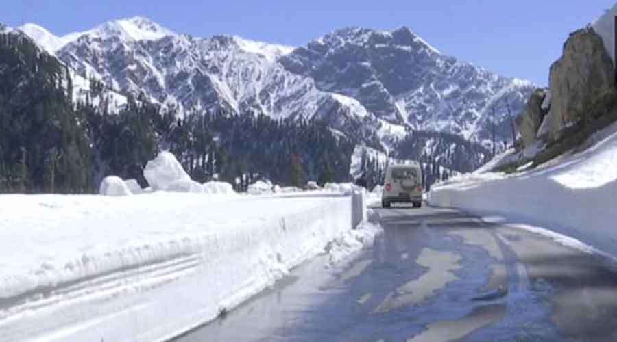 Mughal-road-2022-04-07